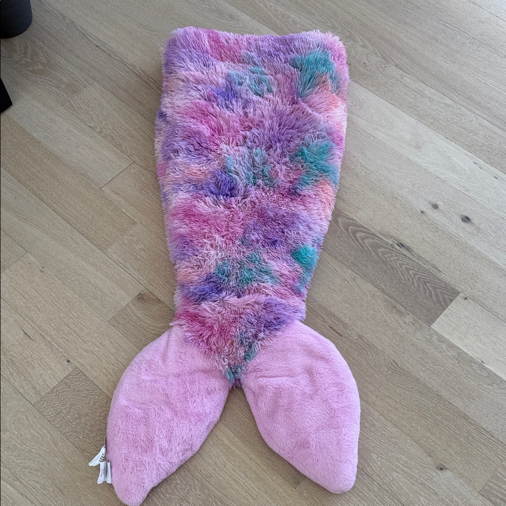 Plush Mermaid Tail Blanket in Pink & Multicolor Fur - Toddler